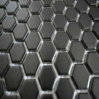 Mulia Inc - 1 Hexagon керамички мозаик плочка во мат црна, лист, по кутија